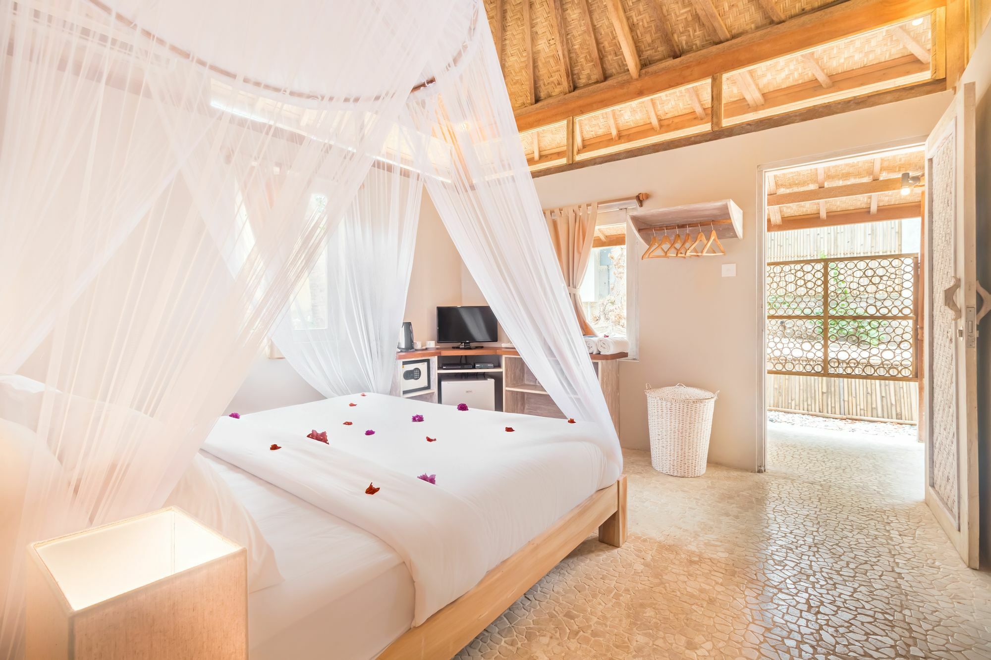Avia Villa Resort Гили Мено Екстериор снимка